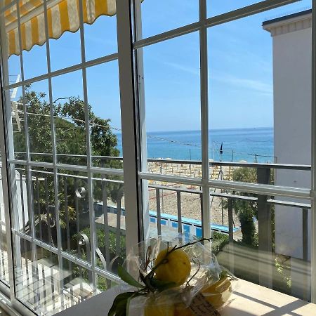 Residence Villa Ombrosa Spotorno Kültér fotó