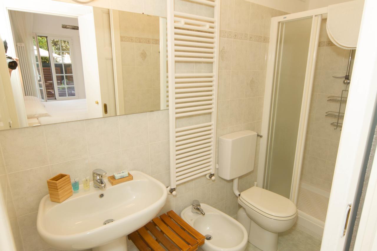 Residence Villa Ombrosa Spotorno Kültér fotó