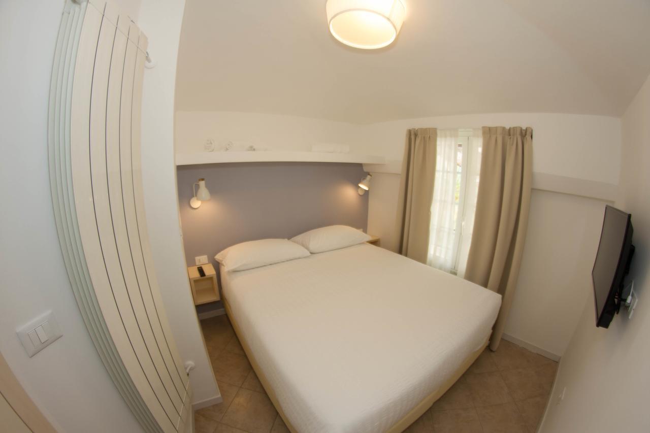 Residence Villa Ombrosa Spotorno Kültér fotó